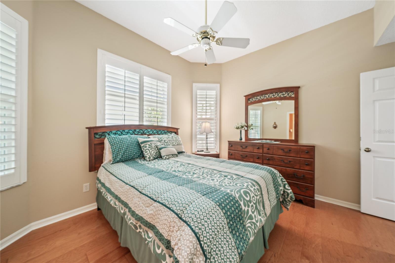 Image 34 of 53 For 423 Fan Palm Court Ne