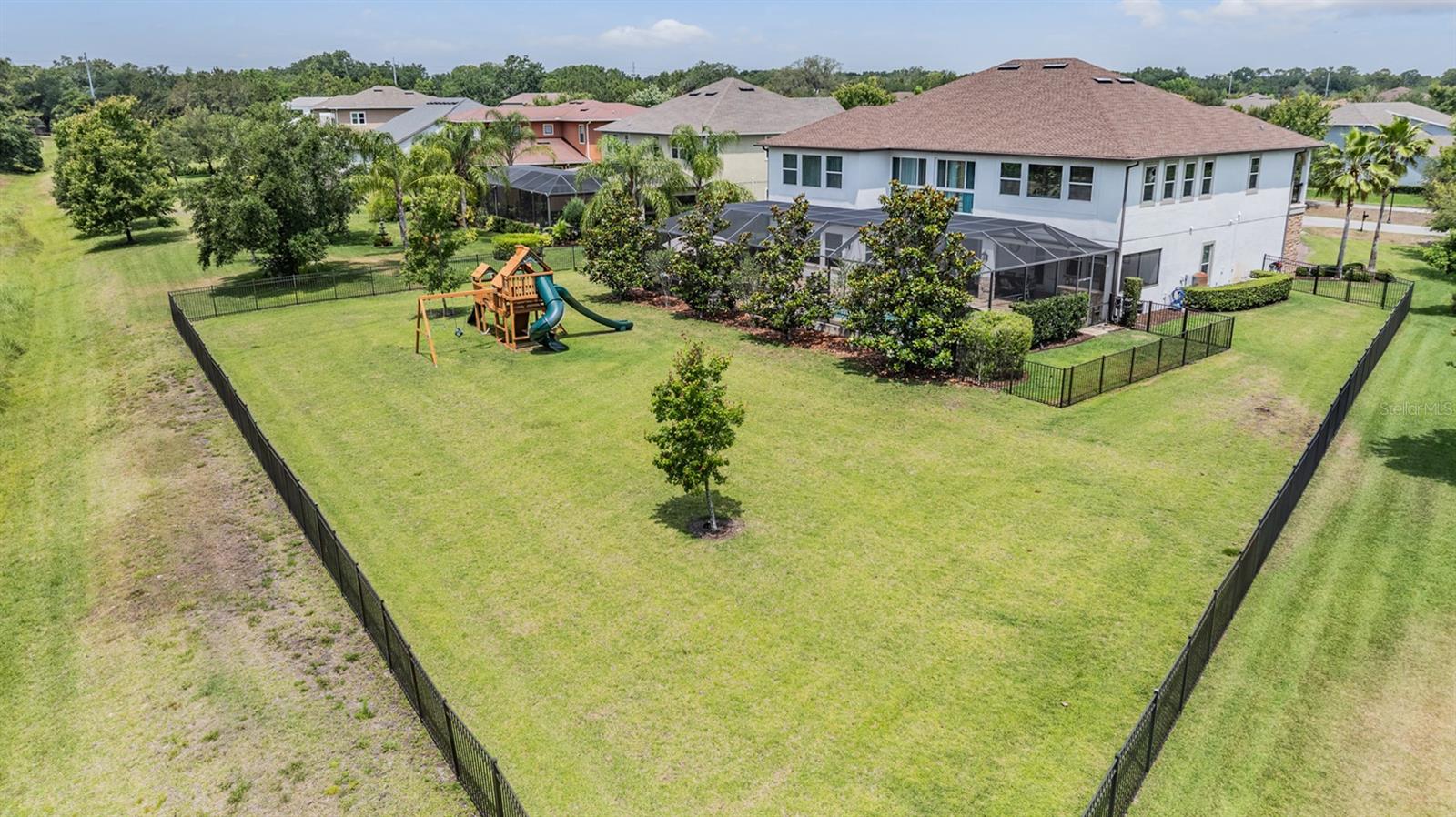 Image 12 of 80 For 17724 Daisy Farm Drive