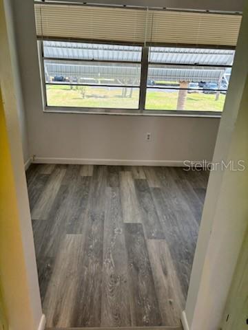 Image 42 of 73 For 5297 81st Lane N 19
