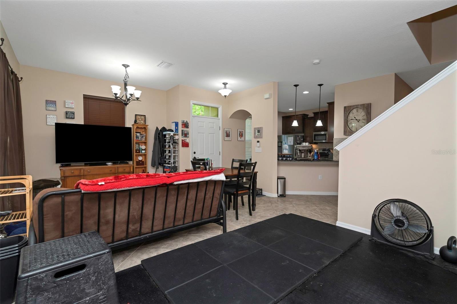 Image 15 of 45 For 7001 Interbay Boulevard 242