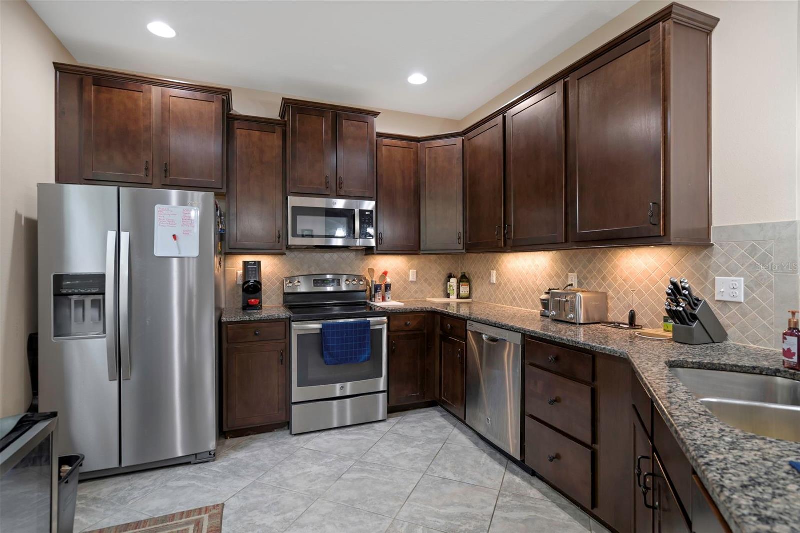 Image 2 of 45 For 7001 Interbay Boulevard 242