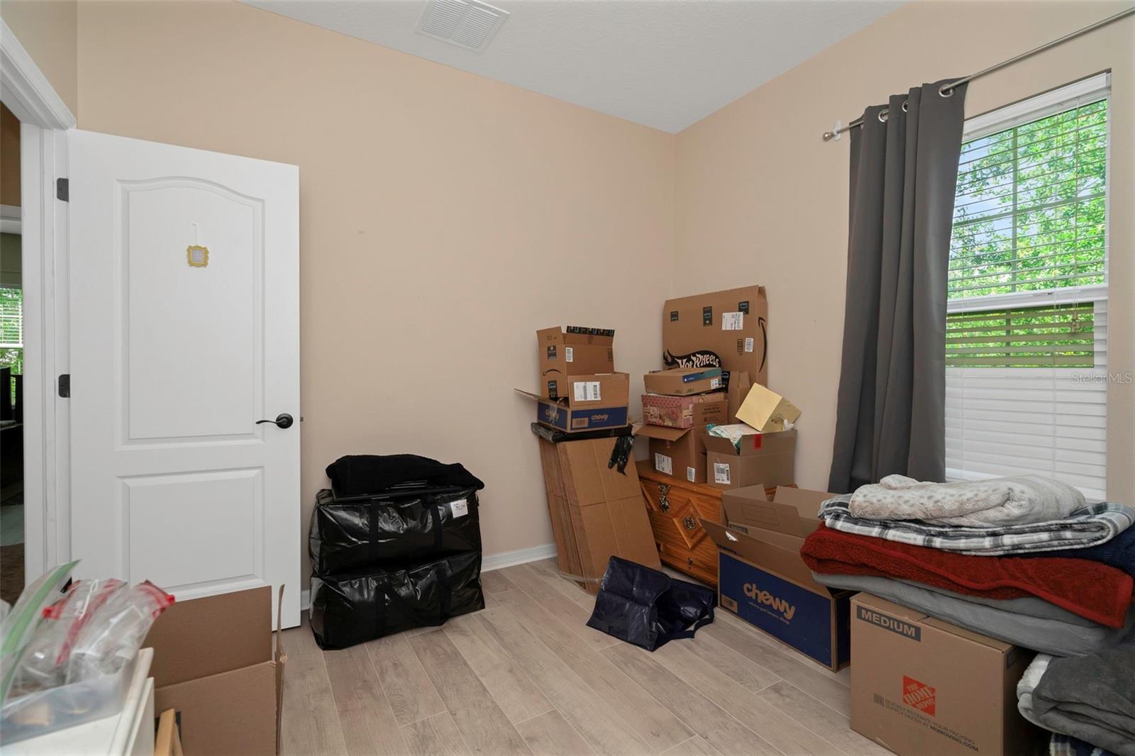 Image 25 of 45 For 7001 Interbay Boulevard 242