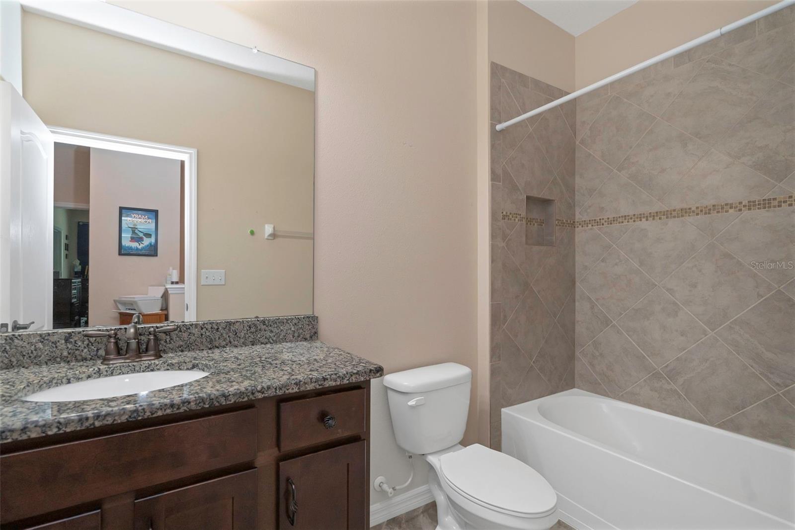 Image 29 of 45 For 7001 Interbay Boulevard 242