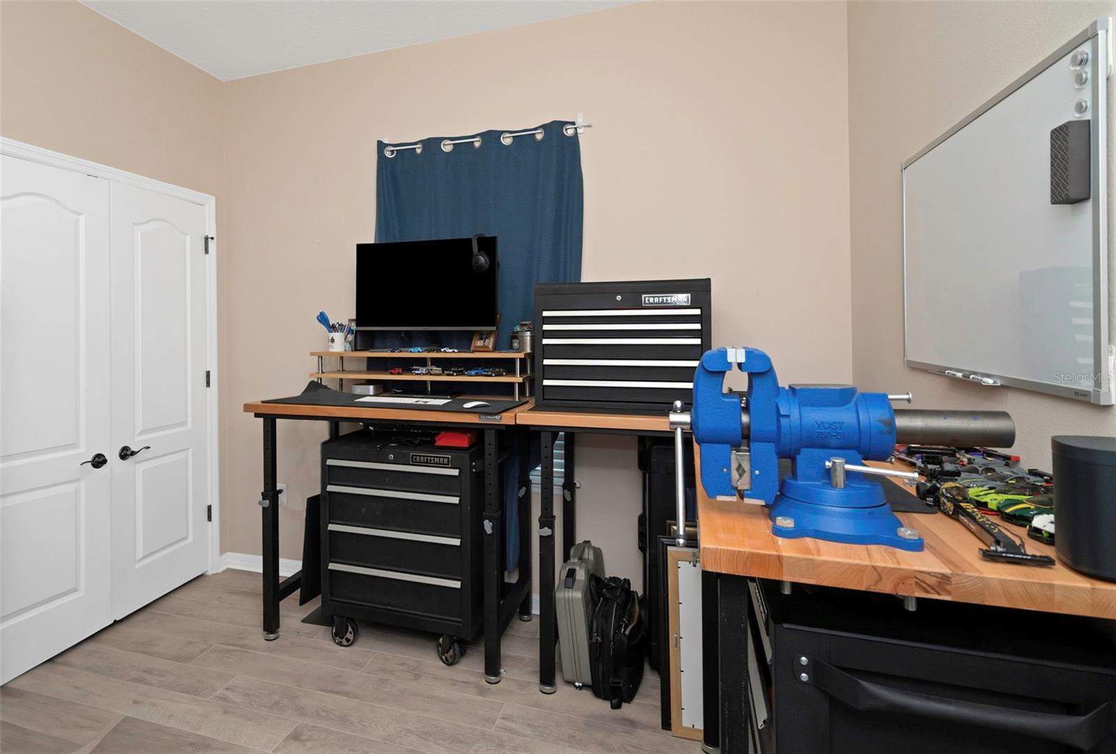 Image 30 of 45 For 7001 Interbay Boulevard 242