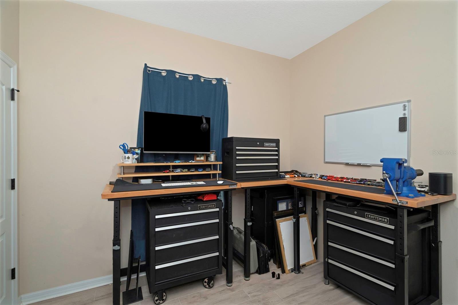 Image 32 of 45 For 7001 Interbay Boulevard 242