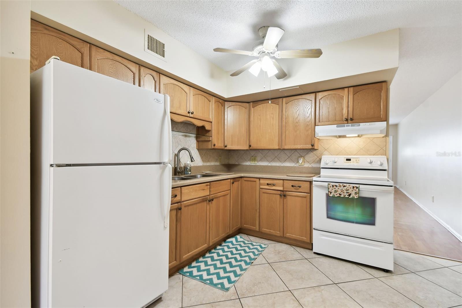 Image 20 of 92 For 2469 Franciscan Drive 59