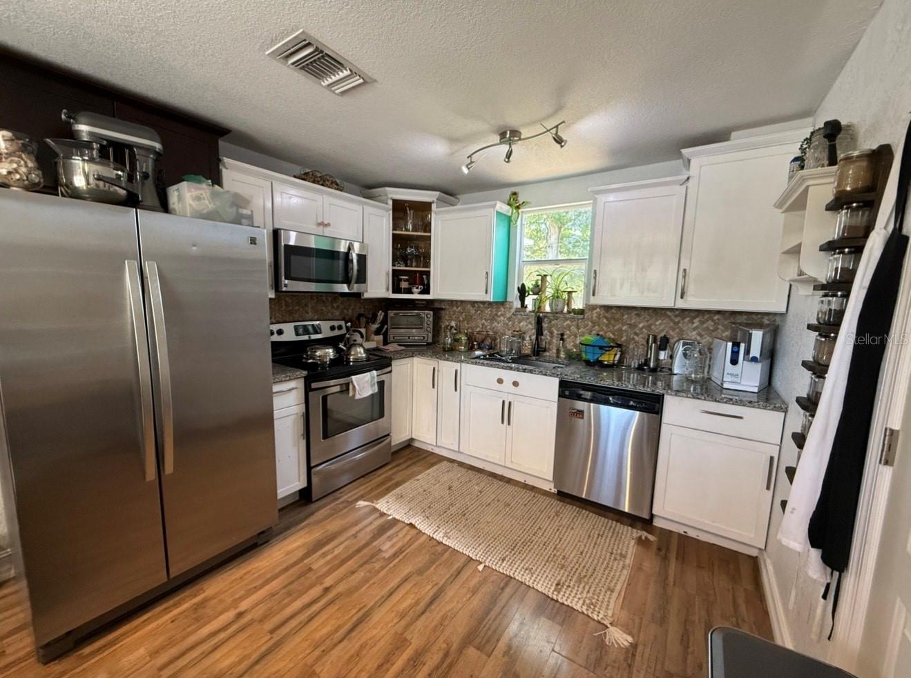 Image 10 of 33 For 6741 4th Ave N