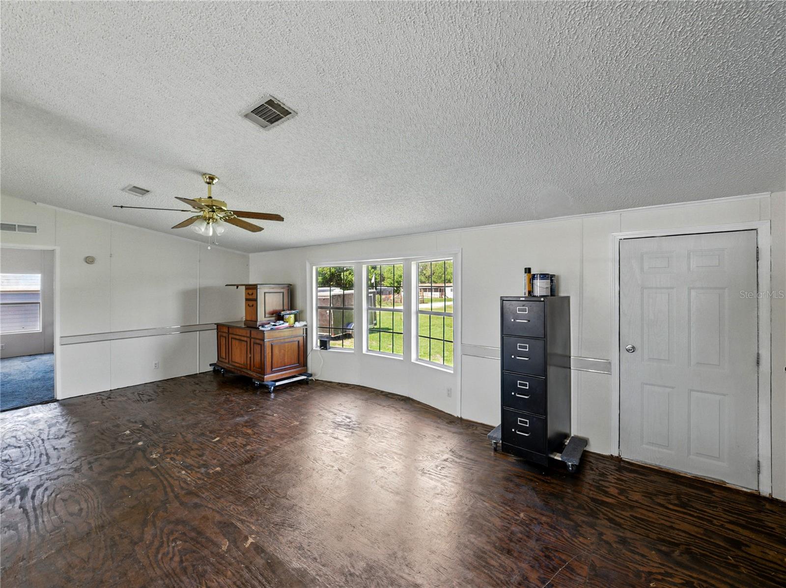 Image 11 of 39 For 3910 Coats Road