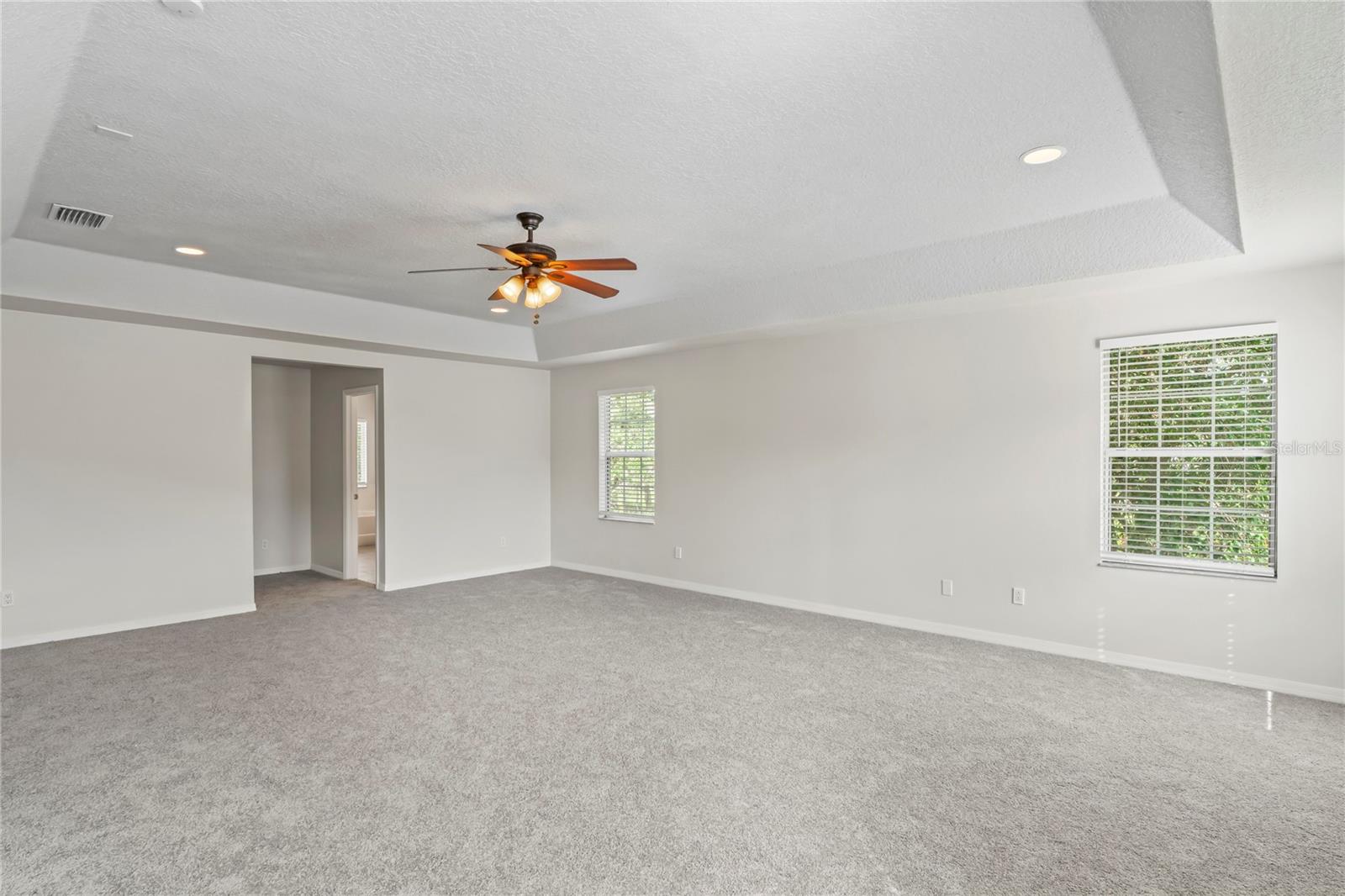 Image 14 of 27 For 7412 Bridgeview Drive