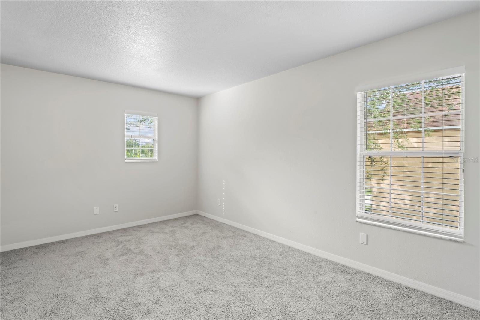 Image 21 of 27 For 7412 Bridgeview Drive