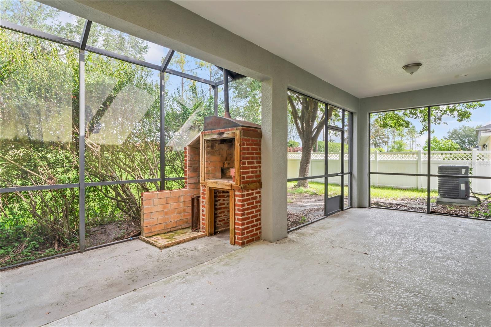 Image 24 of 27 For 7412 Bridgeview Drive
