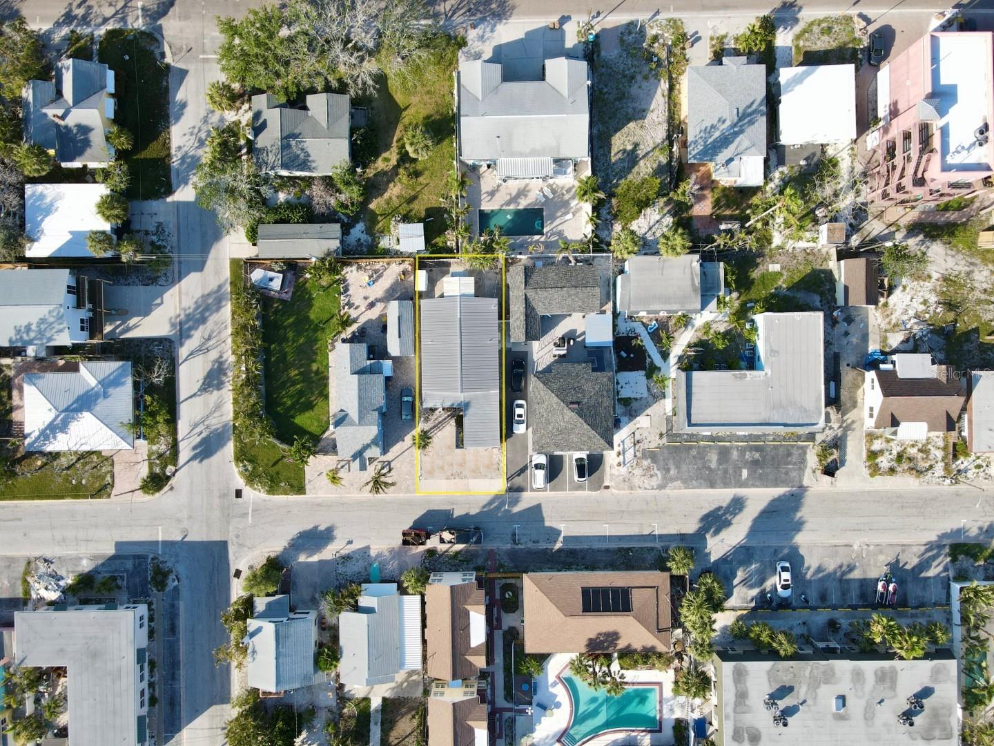 Image 2 of 39 For 14147 Palm Street