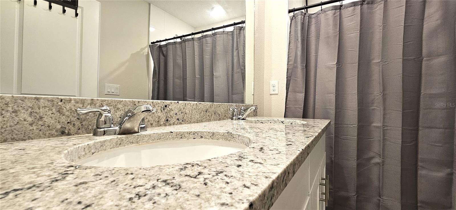 Image 26 of 29 For 17015 Coral Key Drive