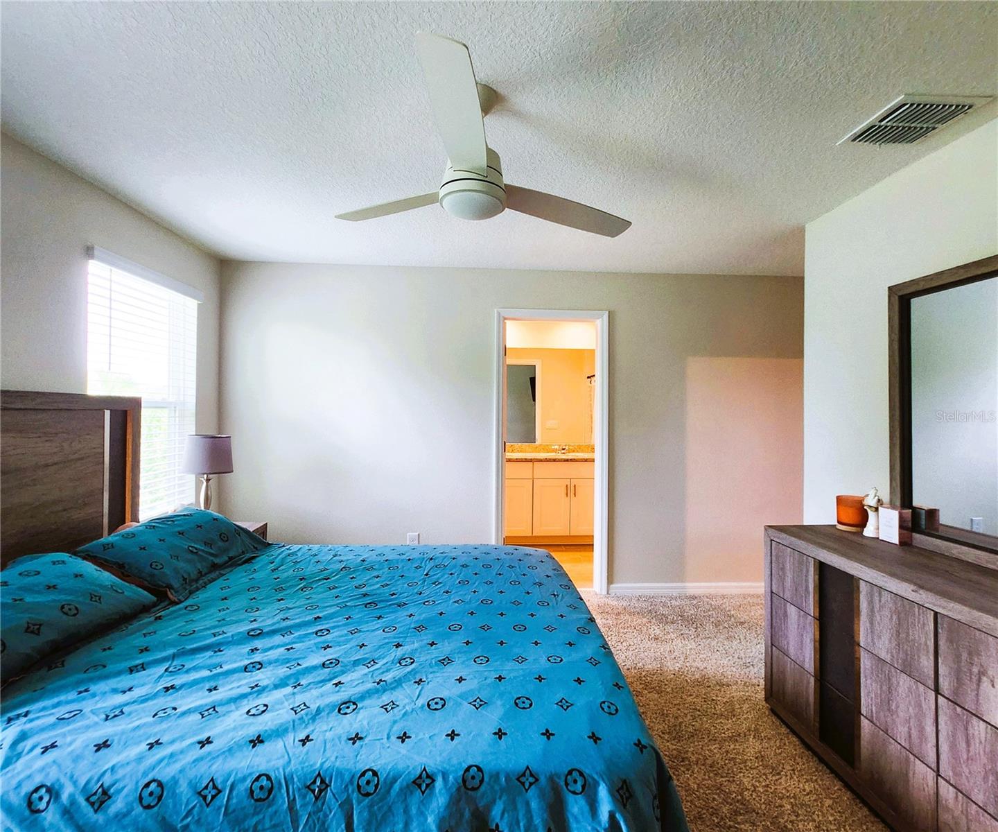 Image 30 of 41 For 17015 Coral Key Drive