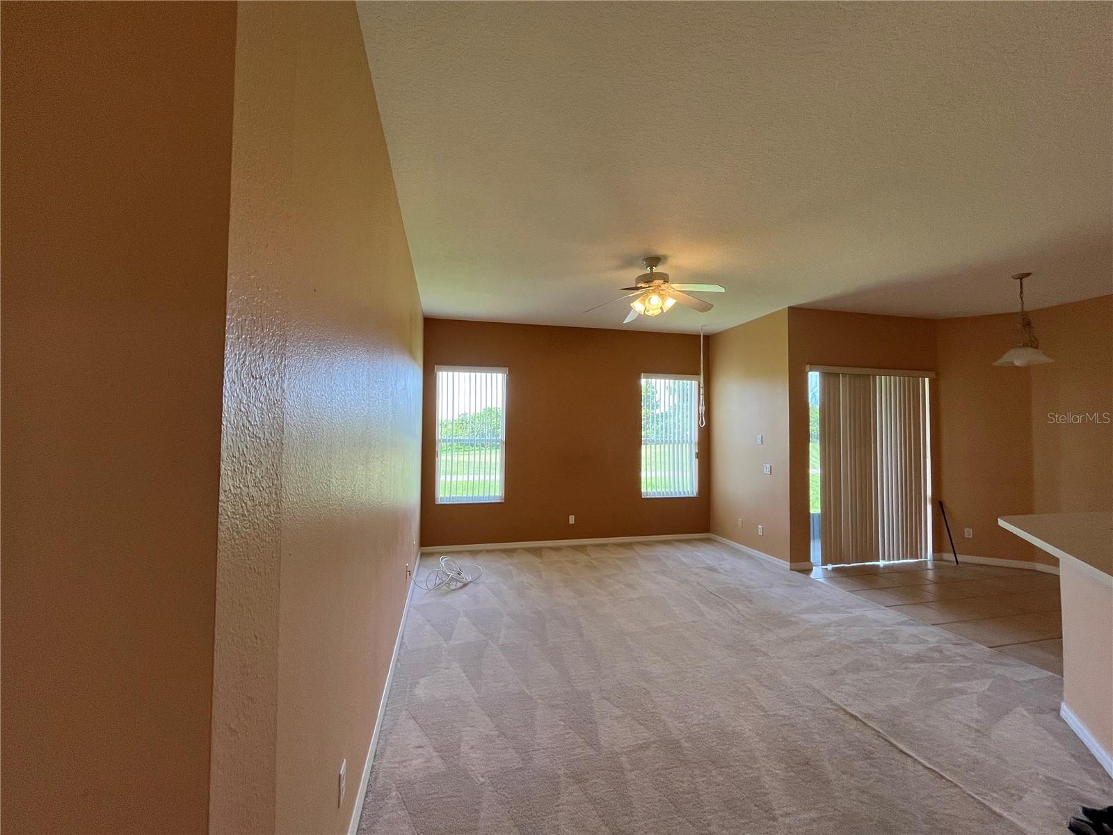 Image 10 of 33 For 2271 The Oaks Boulevard