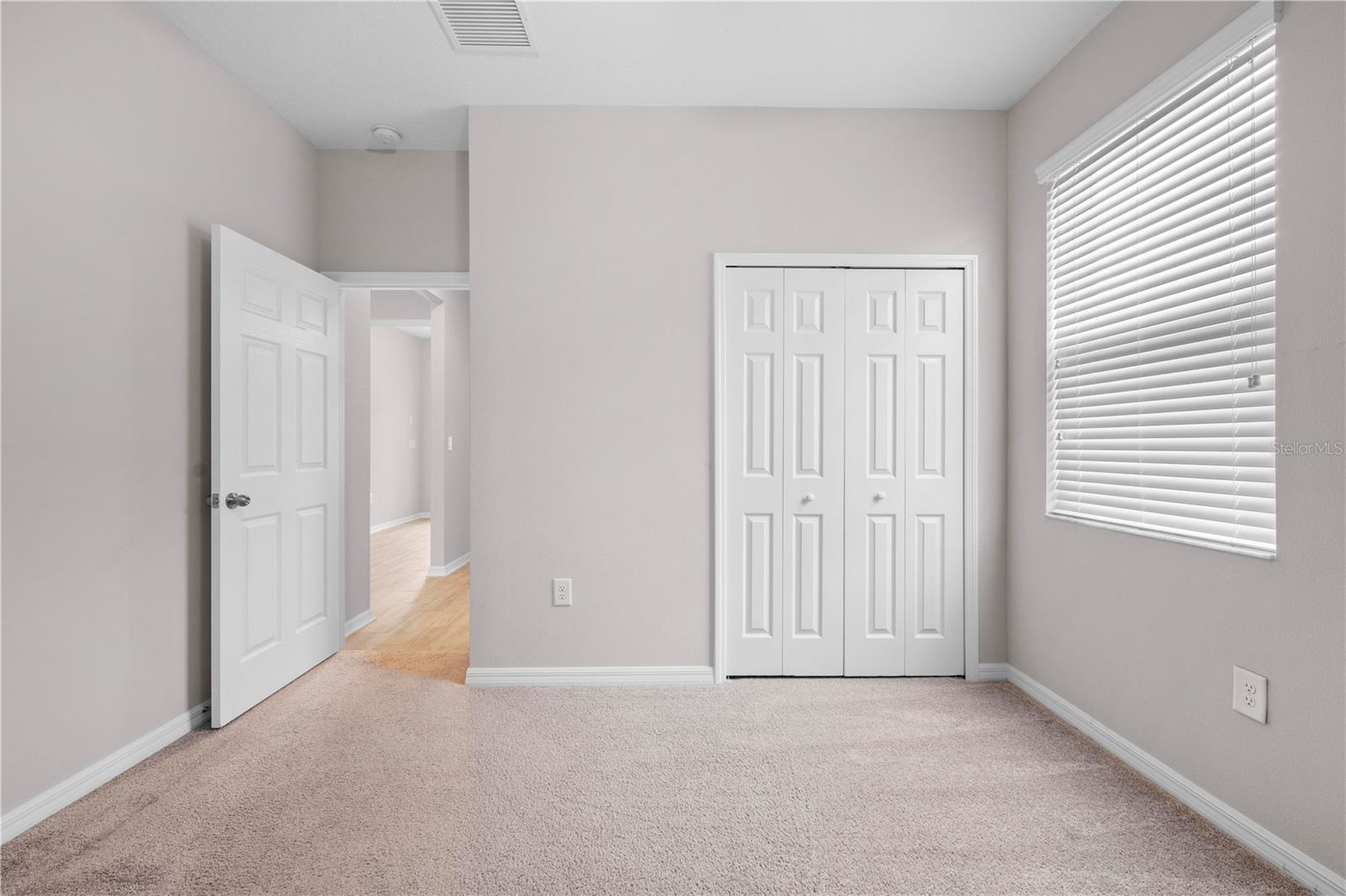 Listing photo id 13 for 17618 Cortes Creek Boulevard