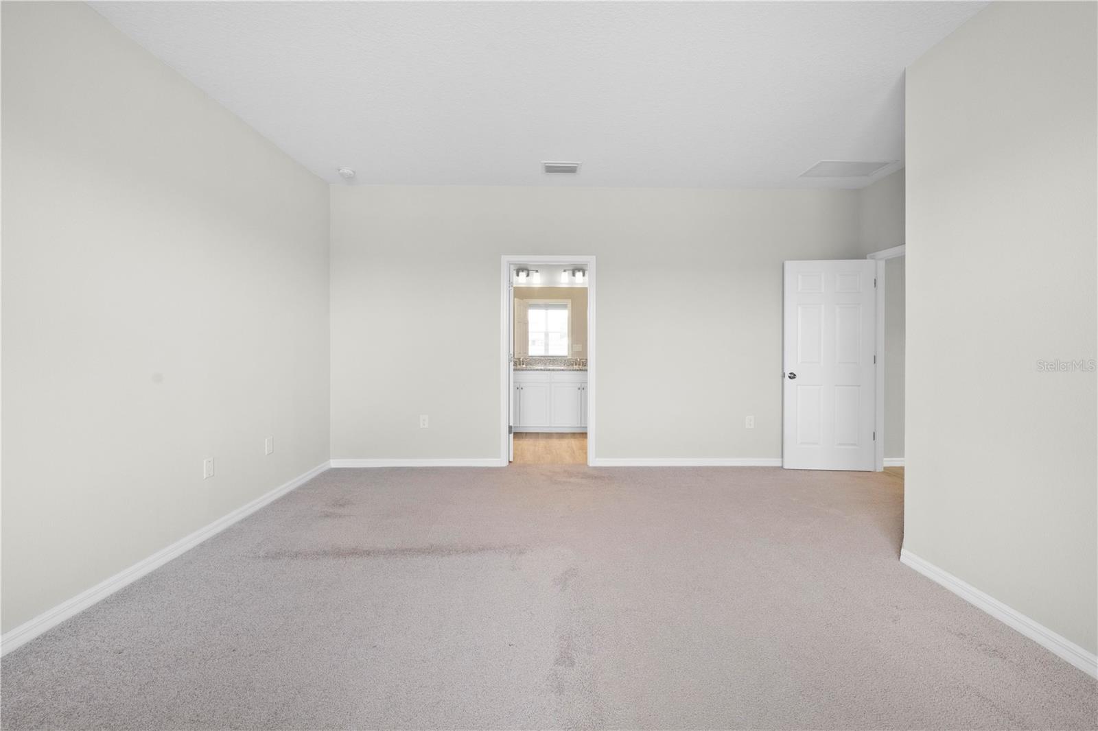 Listing photo id 31 for 17618 Cortes Creek Boulevard