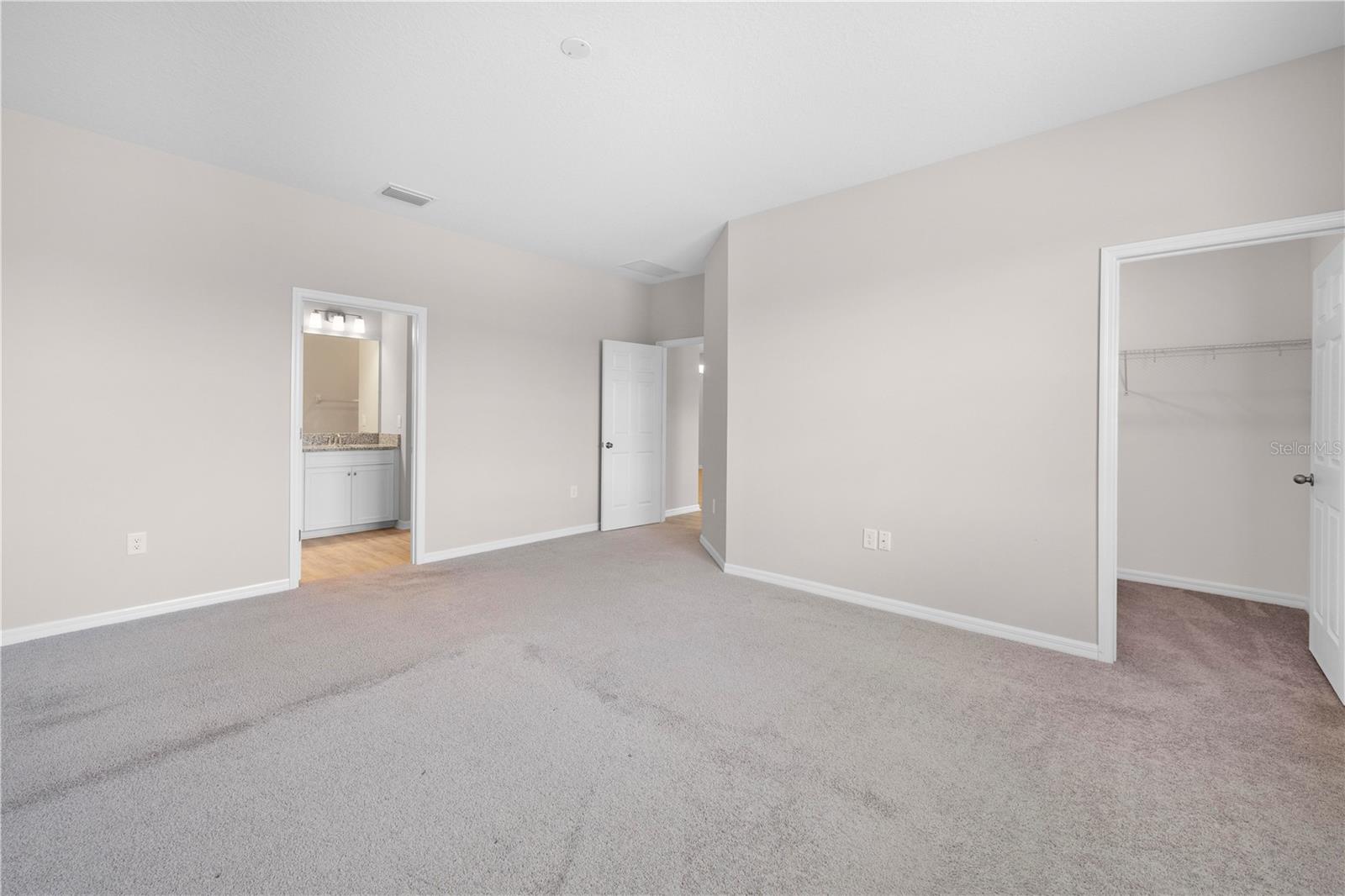 Listing photo id 32 for 17618 Cortes Creek Boulevard