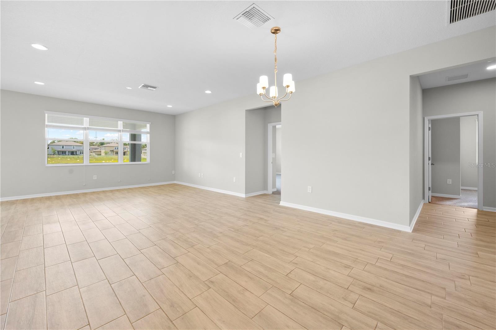 Listing photo id 44 for 17618 Cortes Creek Boulevard