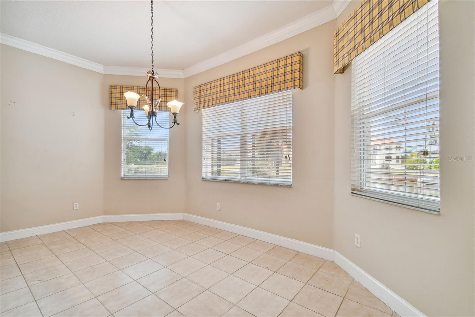 Image 17 of 79 For 18022 Cozumel Isle Drive