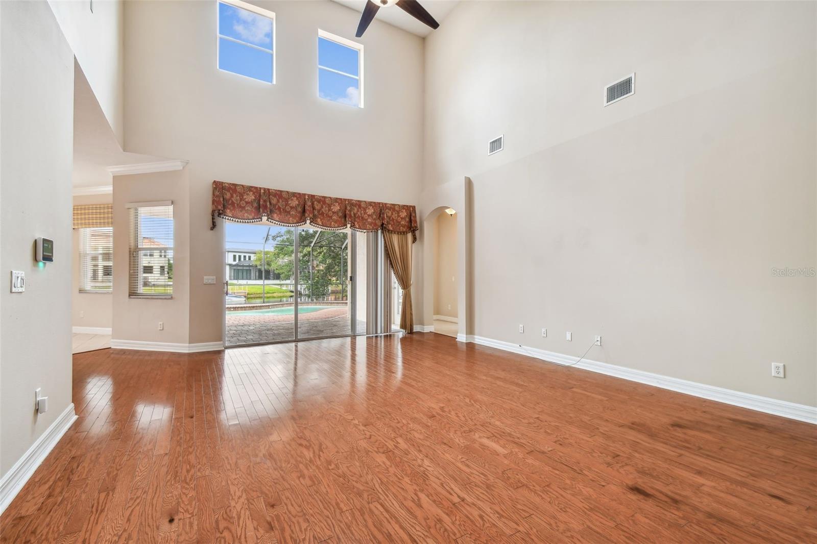 Image 20 of 79 For 18022 Cozumel Isle Drive