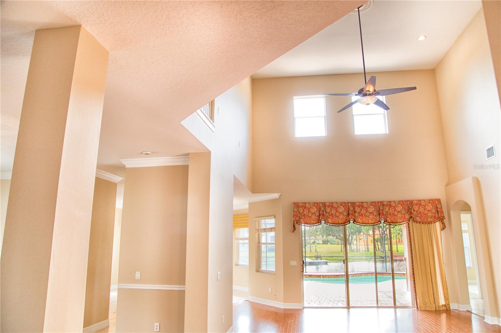 Image 6 of 79 For 18022 Cozumel Isle Drive