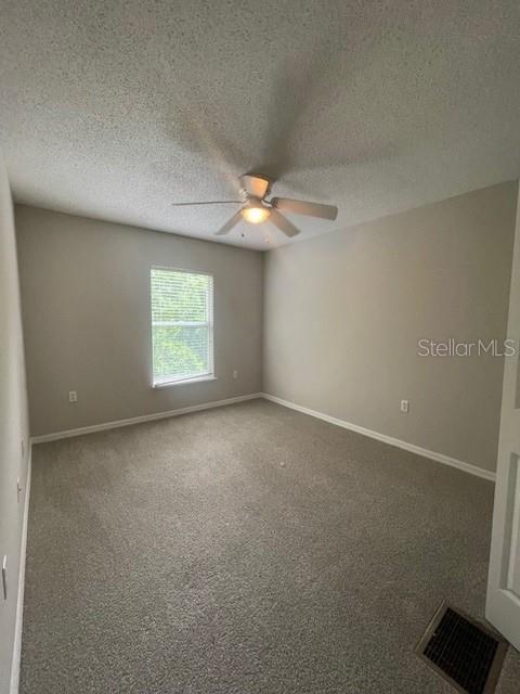 Listing photo id 20 for 4617 Ashburn Square Drive