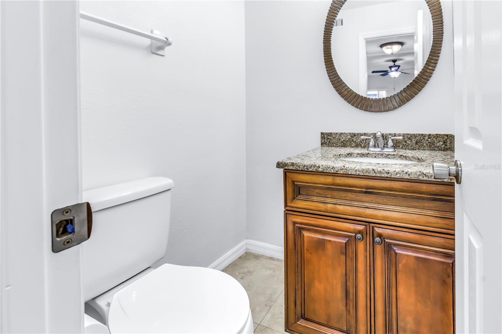 Image 23 of 62 For 15604 Deerglen Drive