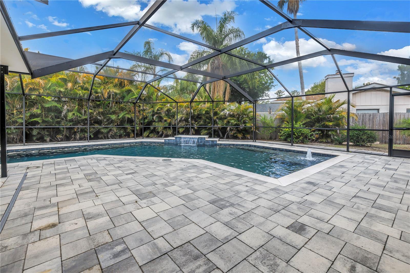 Image 41 of 62 For 15604 Deerglen Drive