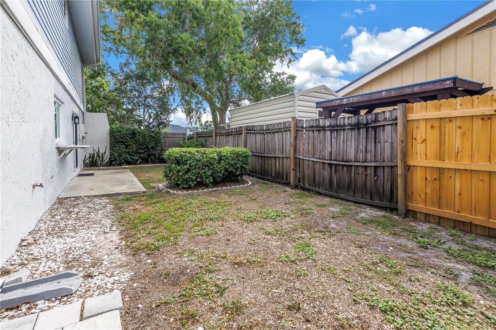 Image 50 of 62 For 15604 Deerglen Drive