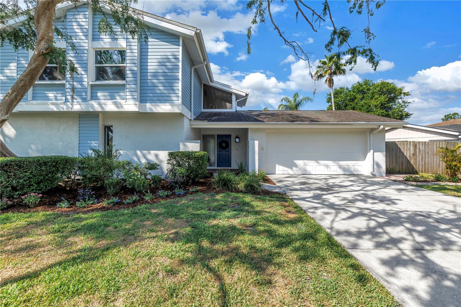 Image 7 of 62 For 15604 Deerglen Drive
