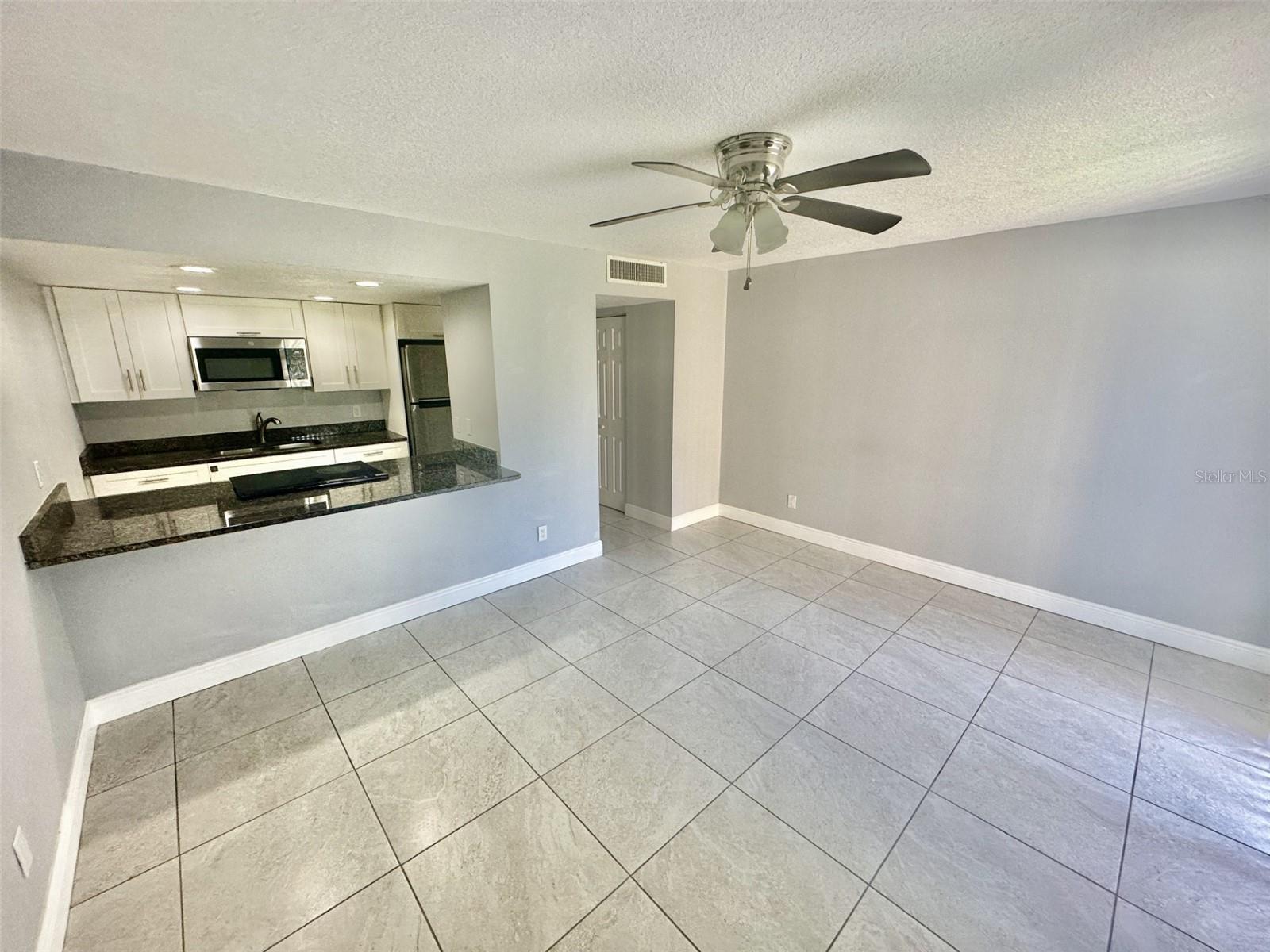 Image 14 of 15 For 5820 Church Avenue 212