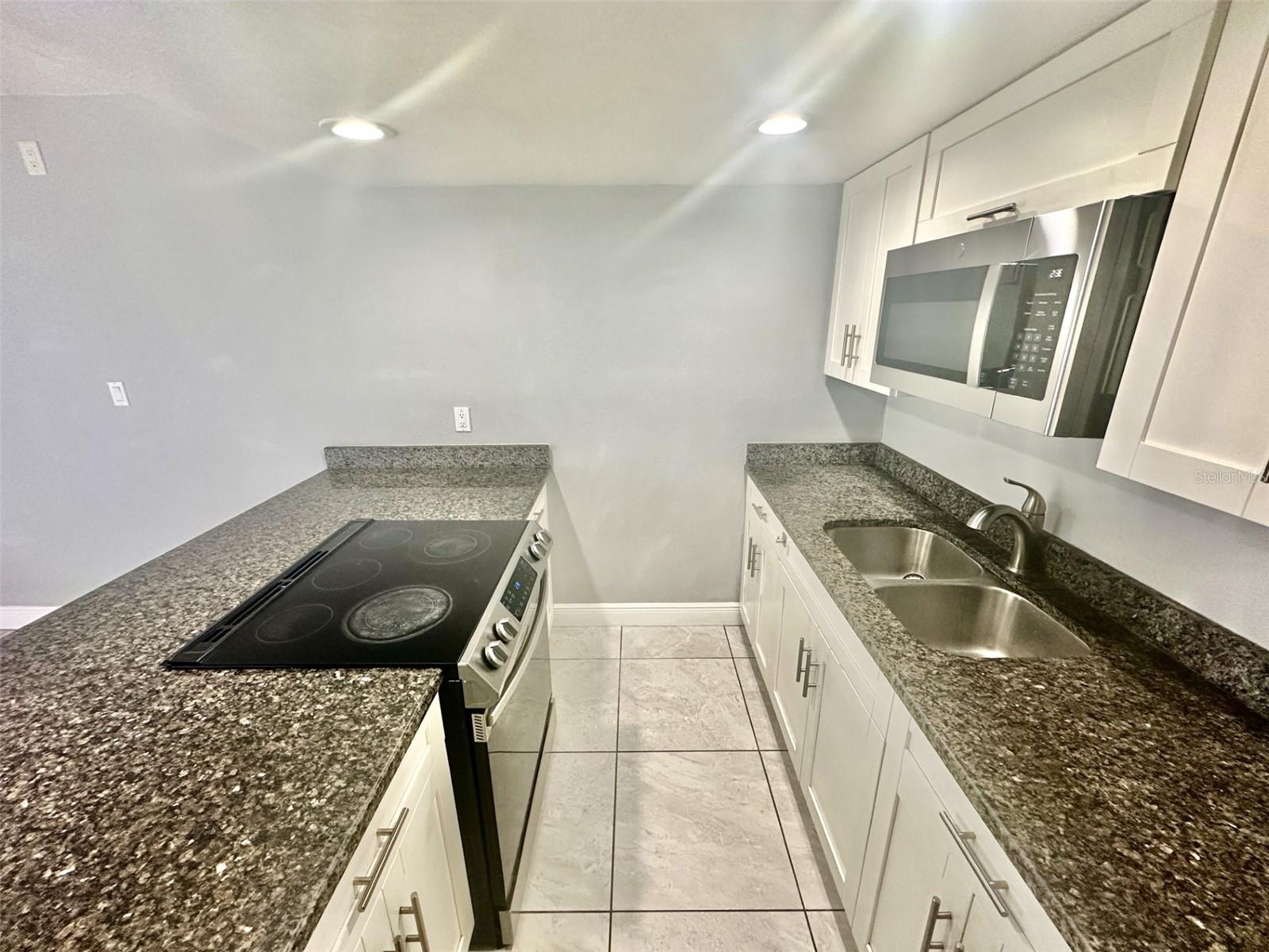 Image 7 of 15 For 5820 Church Avenue 212