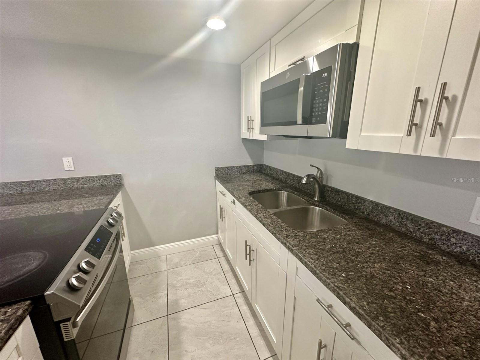Image 9 of 15 For 5820 Church Avenue 212