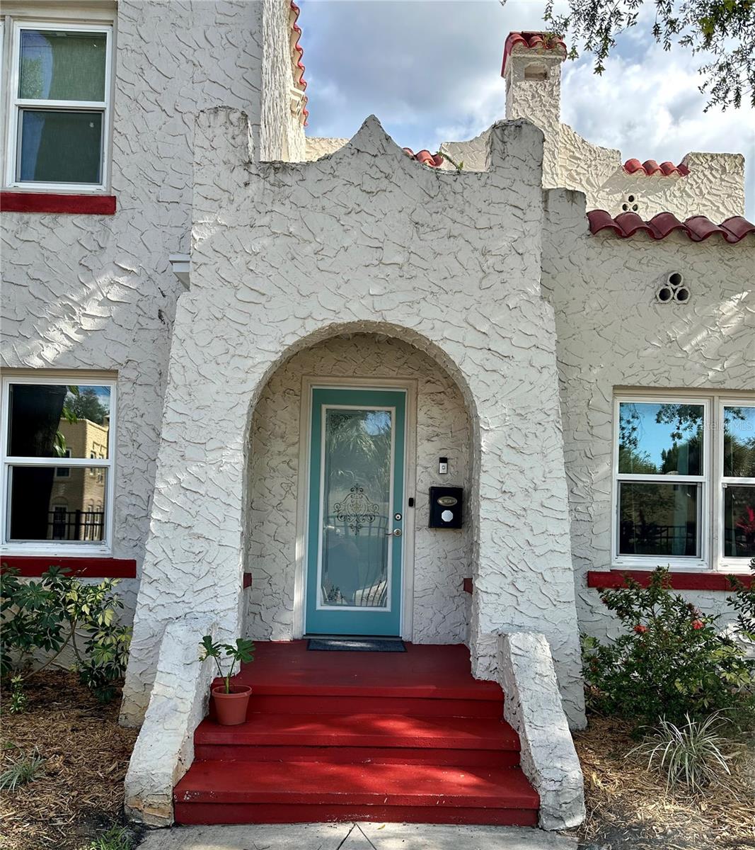 Image 67 of 100 For 1020 38th Avenue N