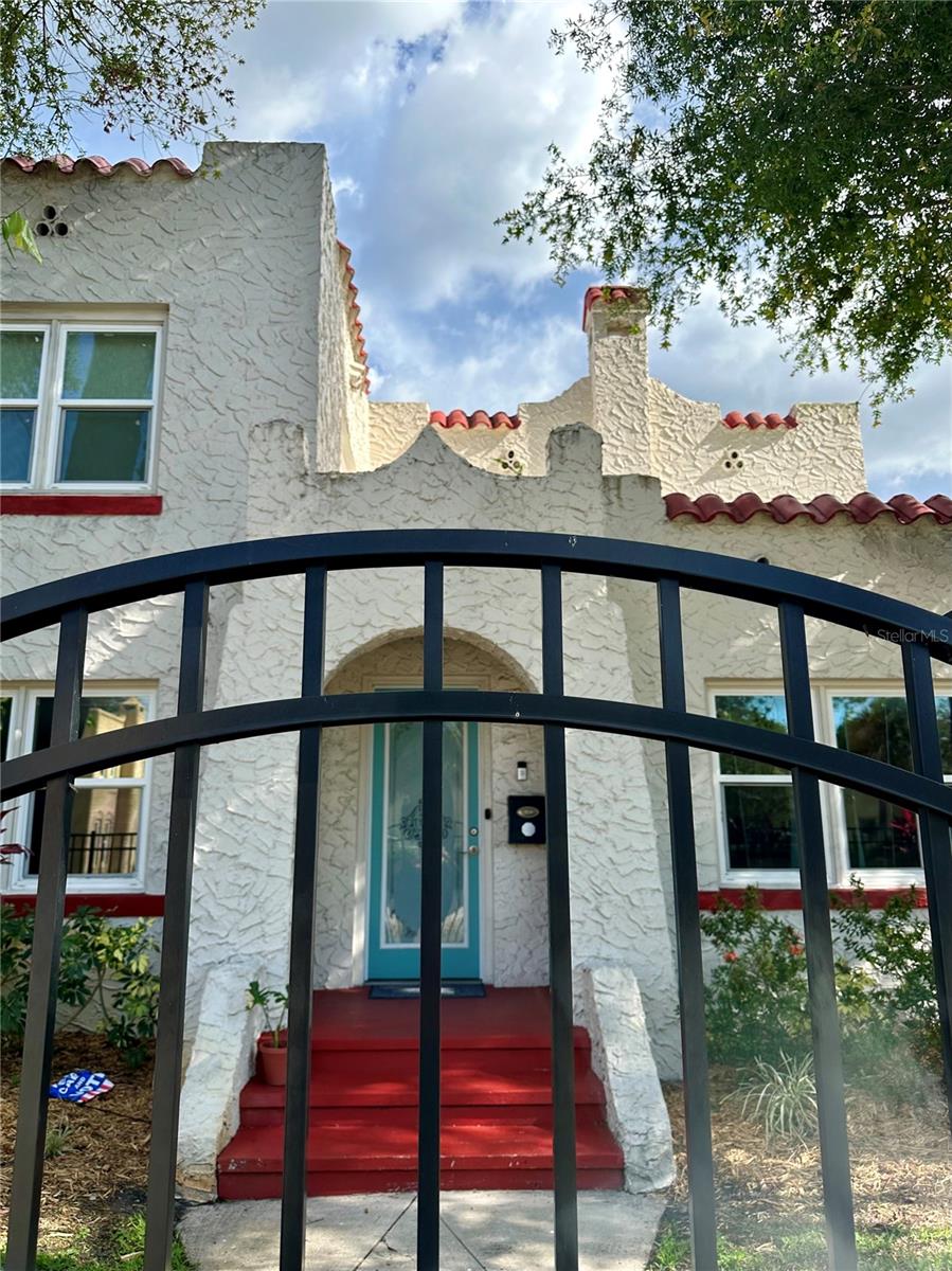 Image 68 of 100 For 1020 38th Avenue N
