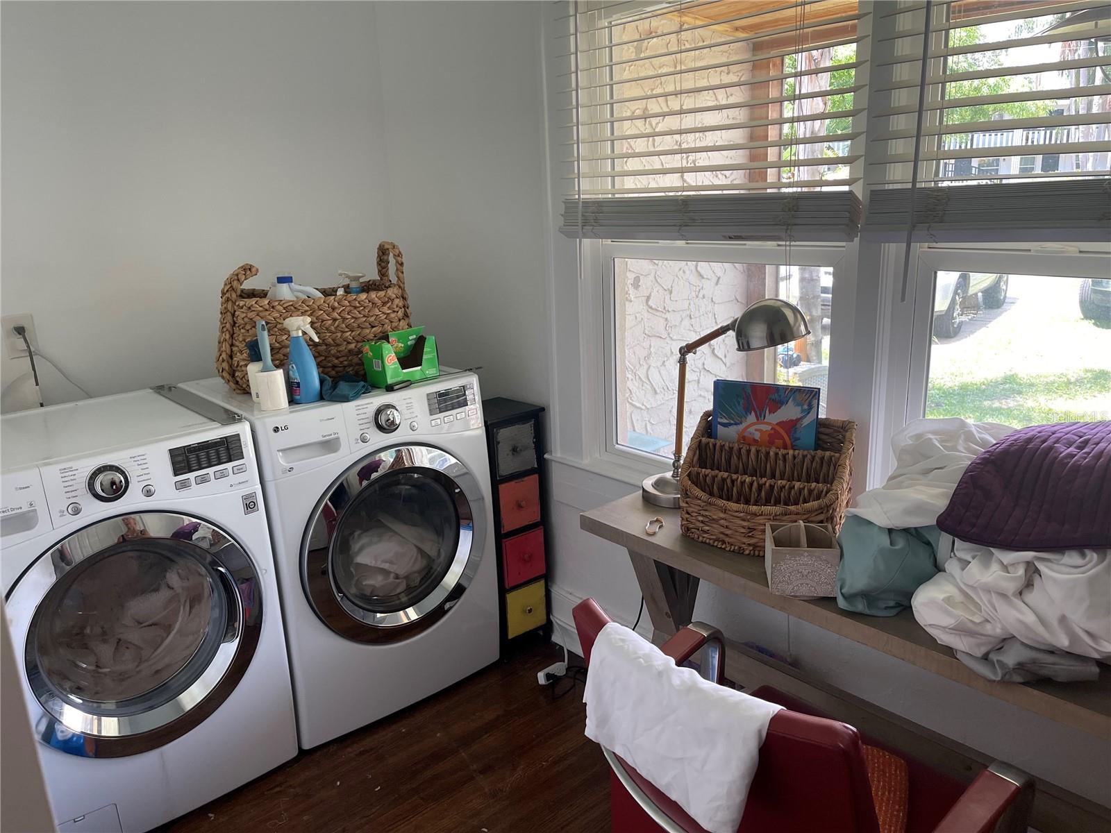 Image 76 of 100 For 1020 38th Avenue N