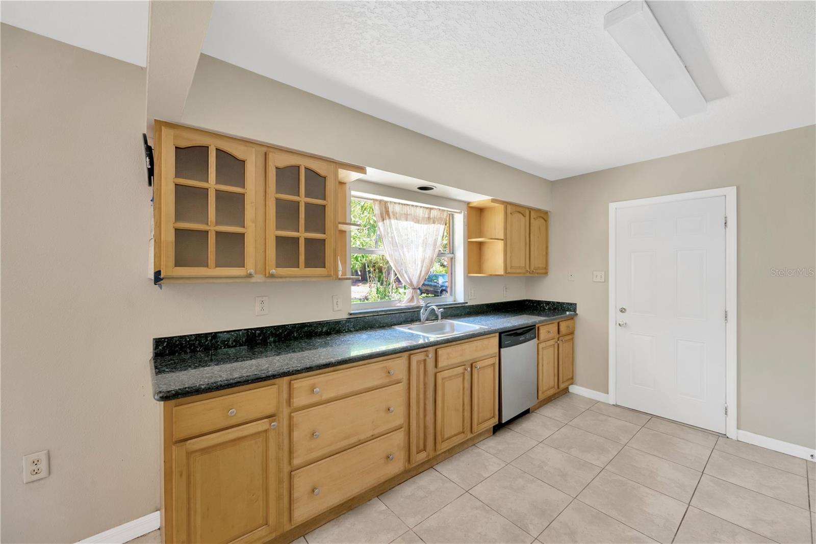 Image 10 of 45 For 6104 Palm Avenue