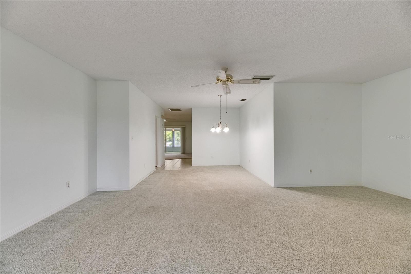 Image 10 of 56 For 339 Club Manor Drive