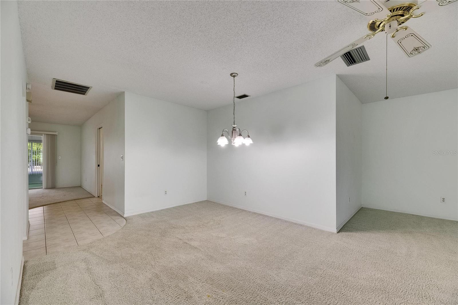 Image 11 of 56 For 339 Club Manor Drive