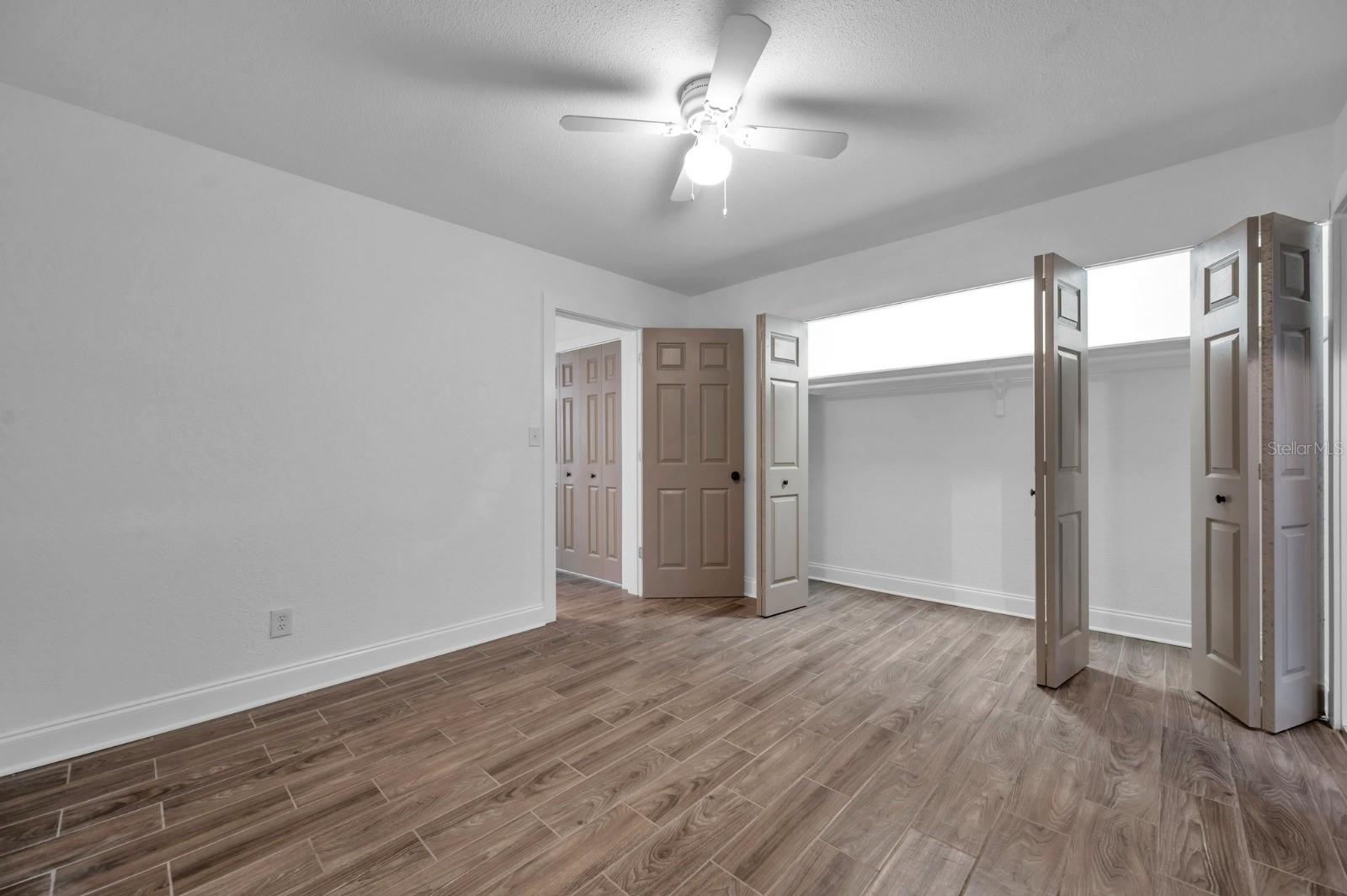 Image 2 of 24 For 2353 Shelley Street 6