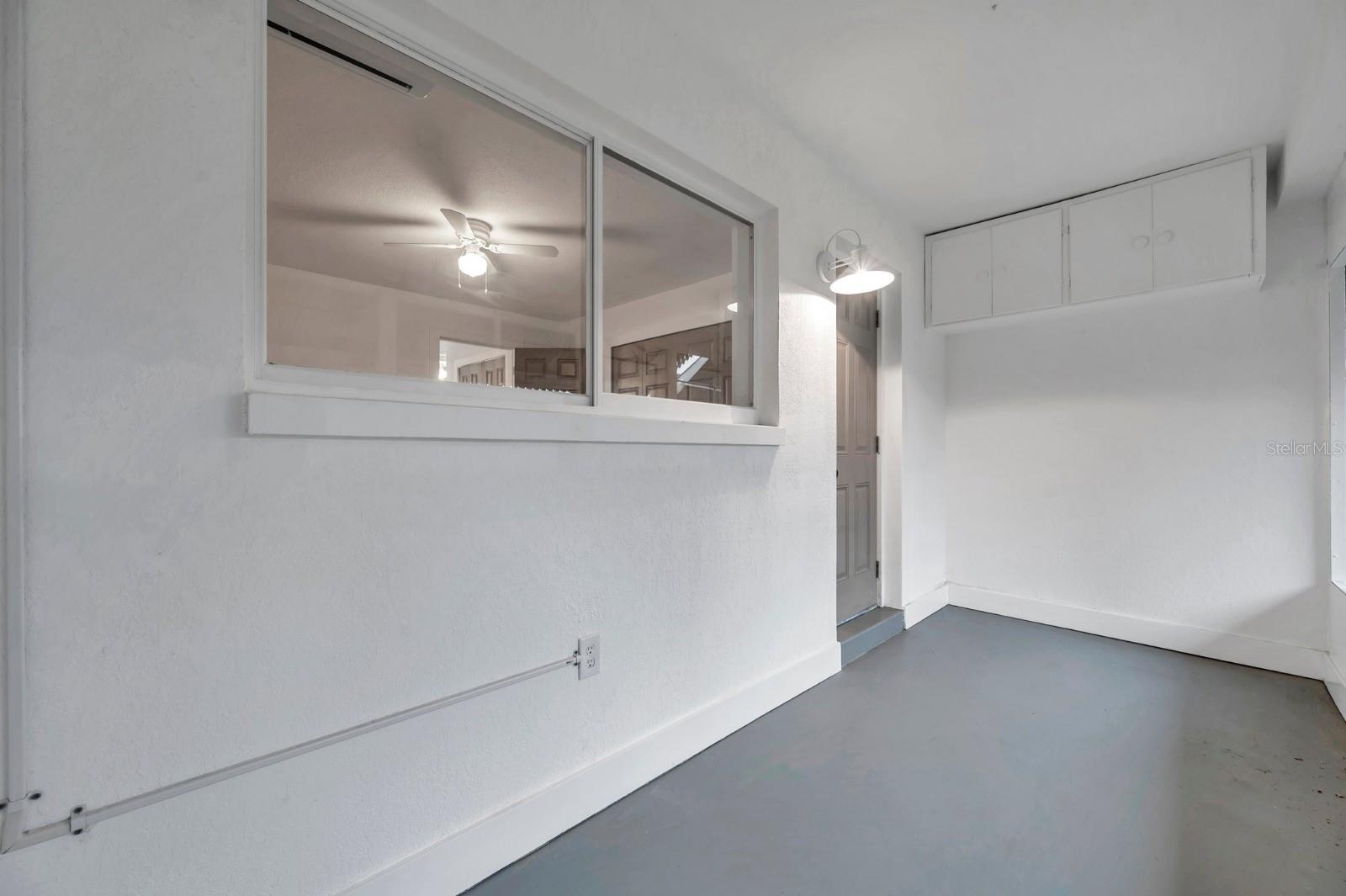 Image 7 of 24 For 2353 Shelley Street 6