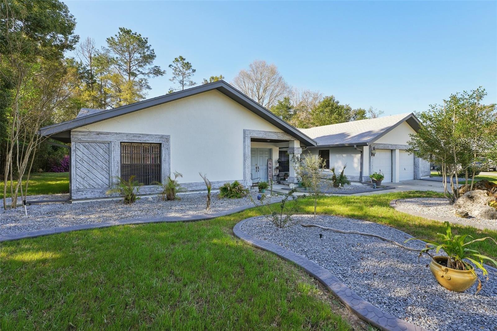 Image 11 of 79 For 54 Pine Drive