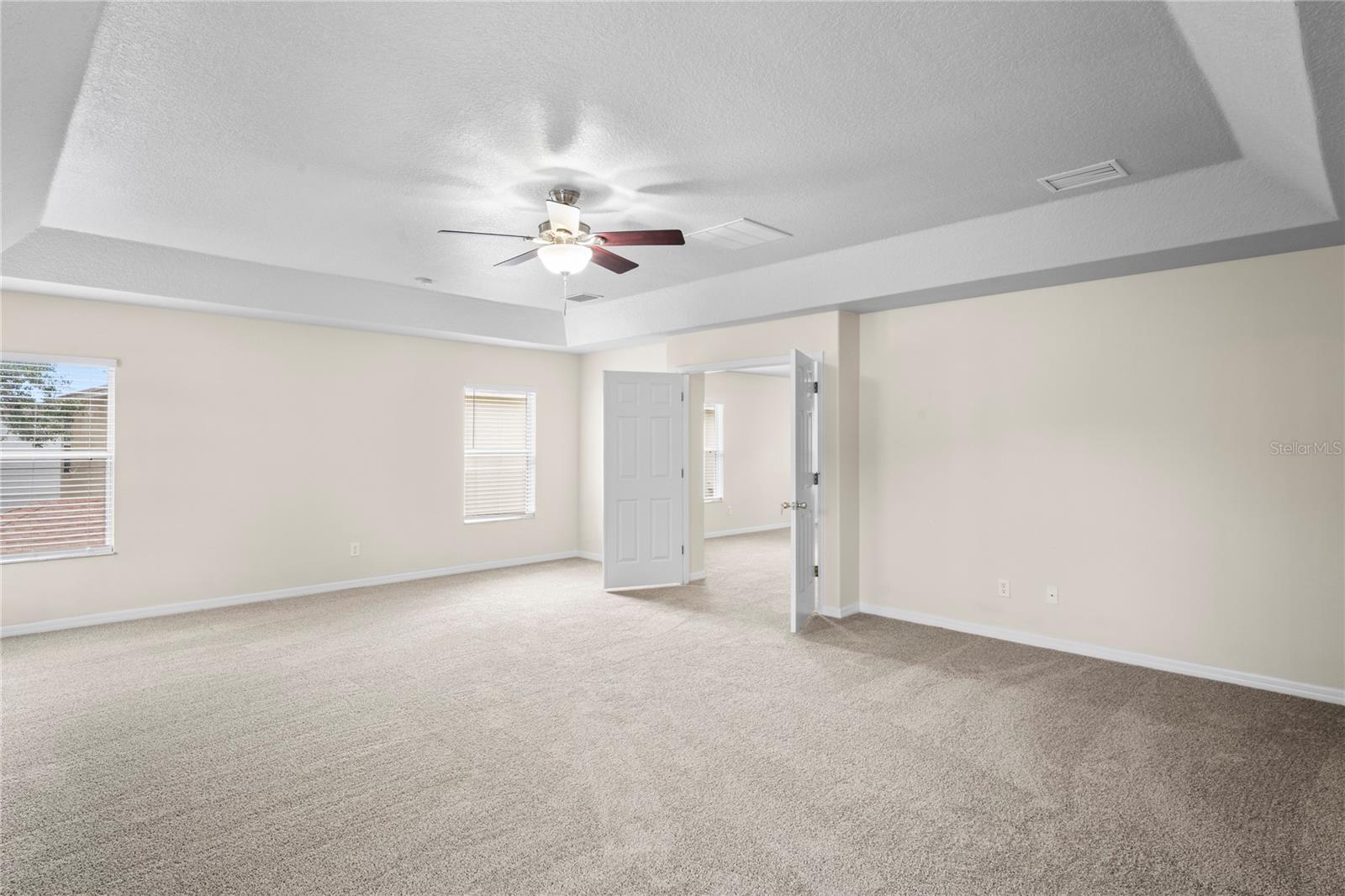 Image 13 of 27 For 7249 Bridgeview Drive