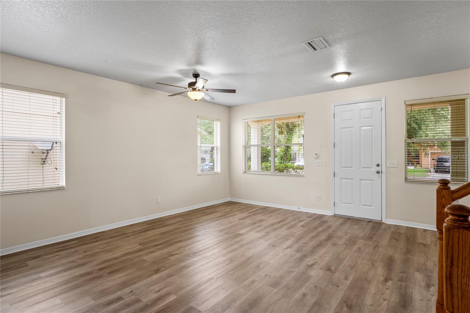 Image 3 of 27 For 7249 Bridgeview Drive