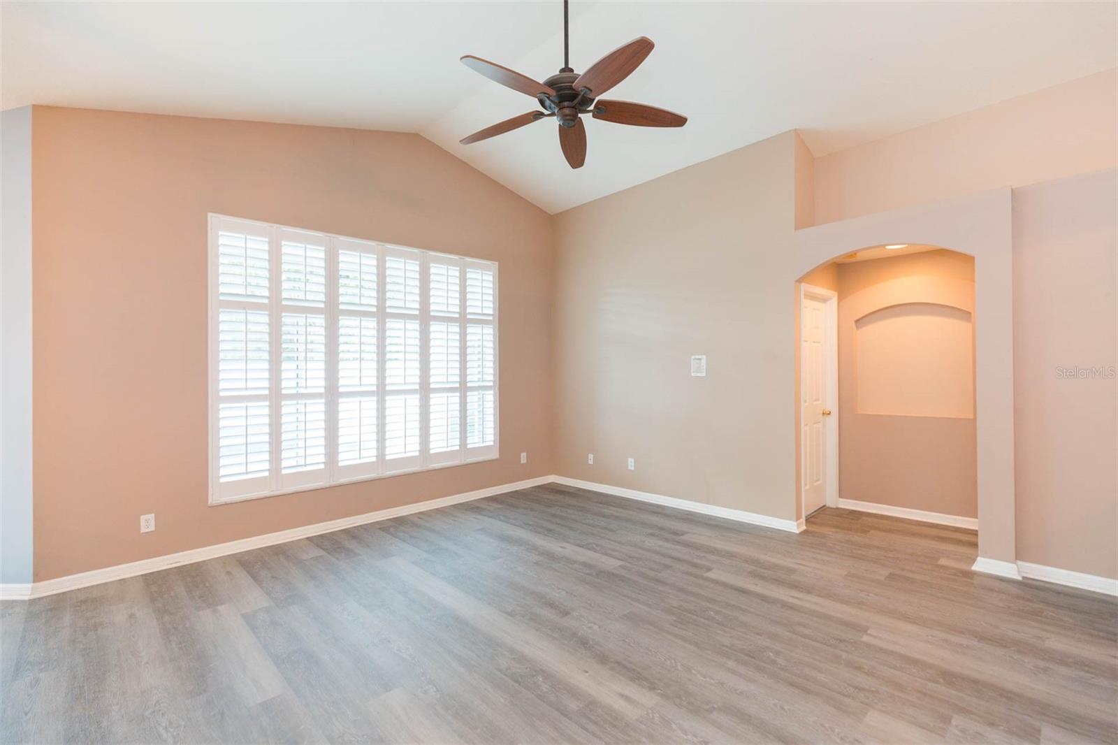 Image 14 of 65 For 12204 Coldstream Lane
