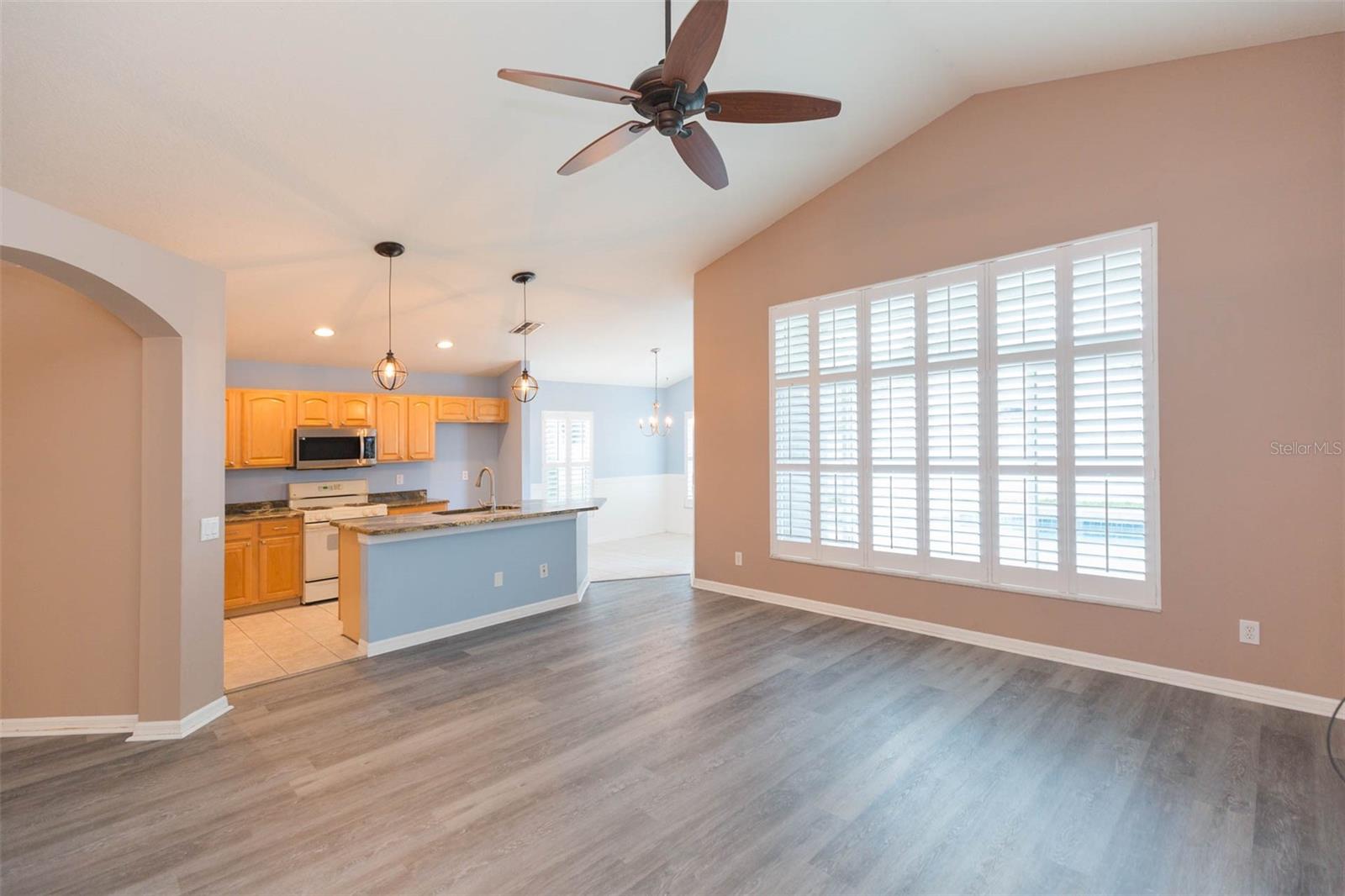 Image 15 of 65 For 12204 Coldstream Lane