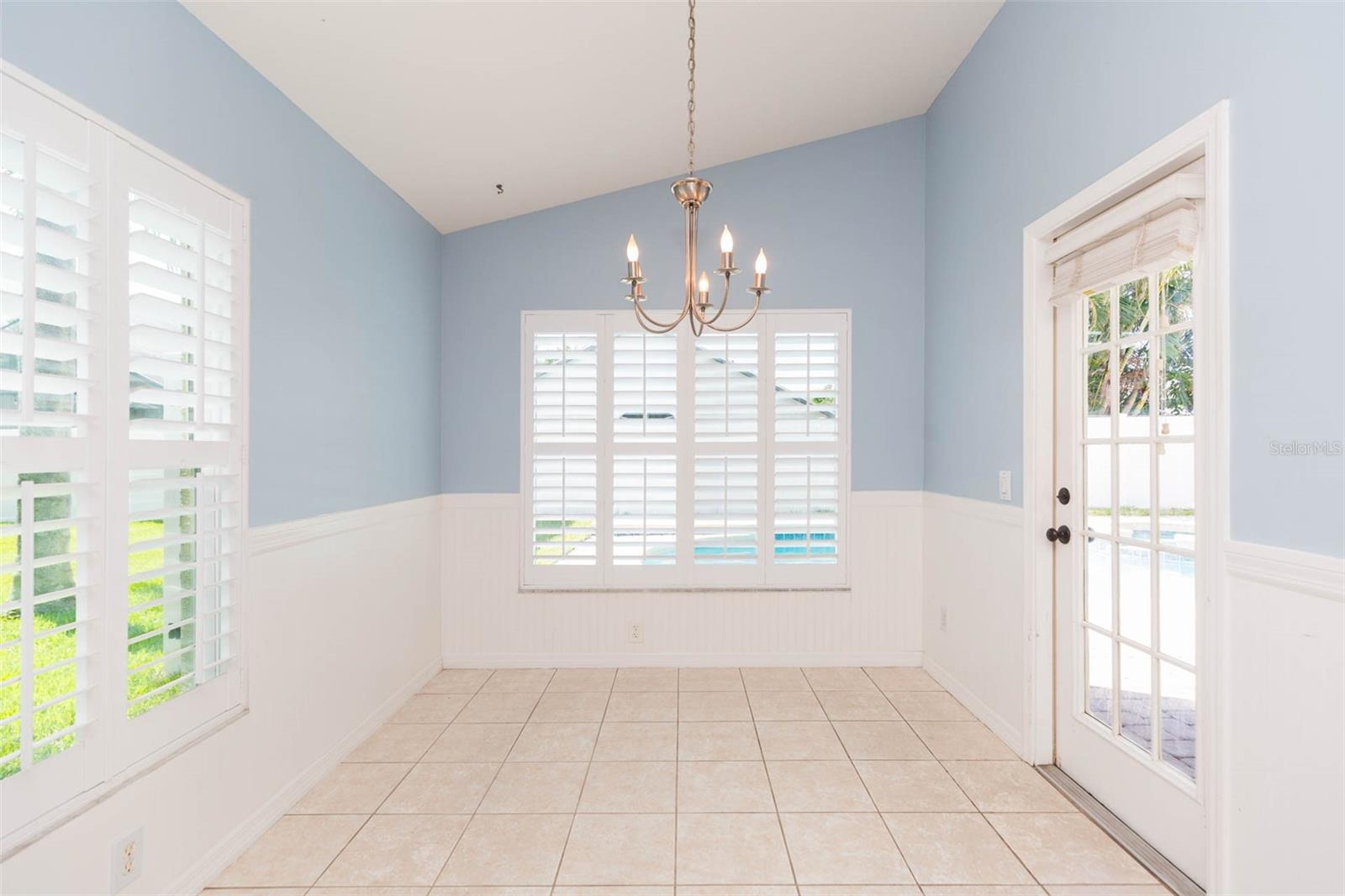 Image 23 of 65 For 12204 Coldstream Lane