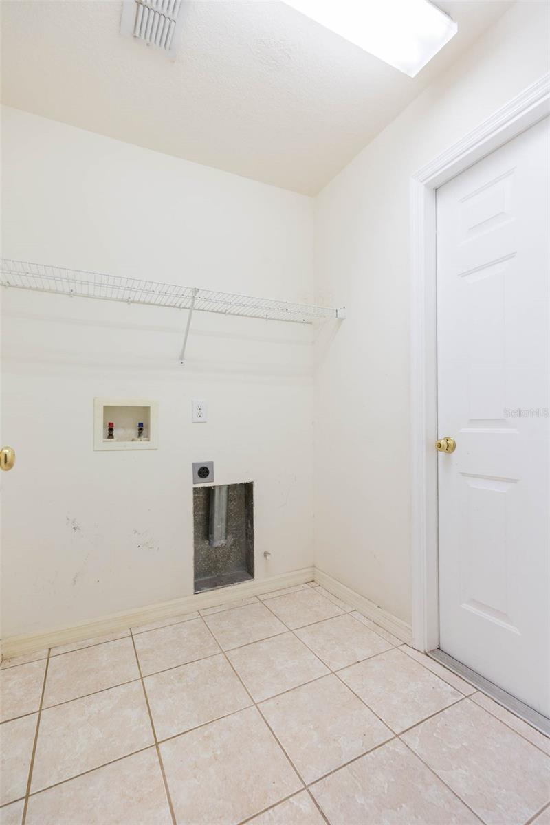 Image 25 of 65 For 12204 Coldstream Lane