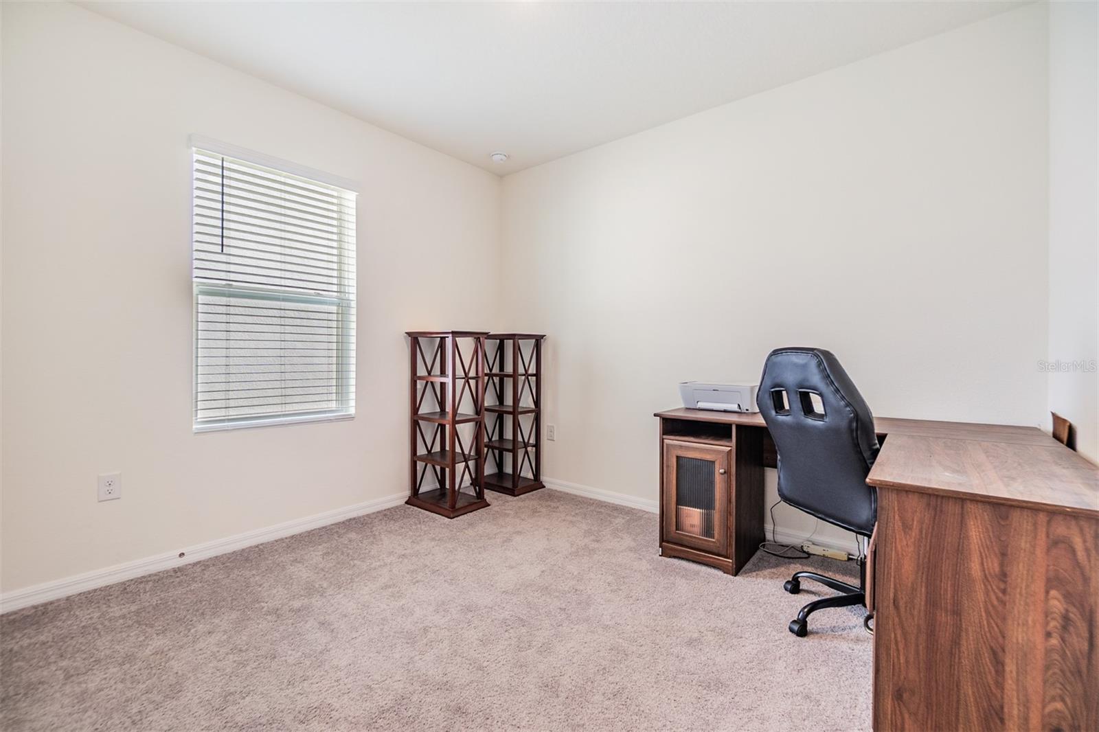 Image 11 of 27 For 33922 Jasper Stone Drive